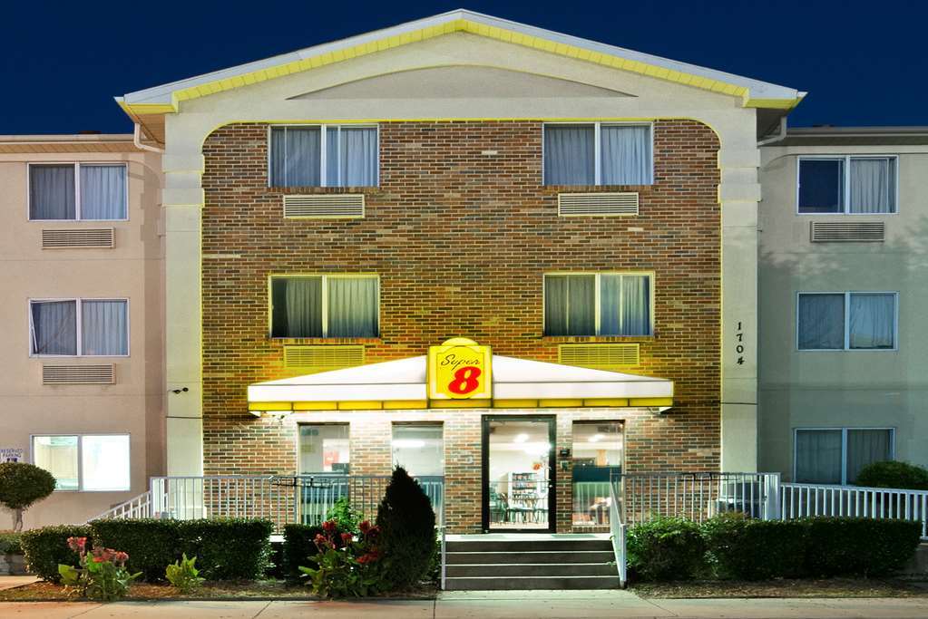 Super 8 By Wyndham Plano/Dallas Area Dış mekan fotoğraf